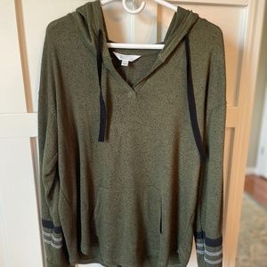 Market and Spruce knit hoodie